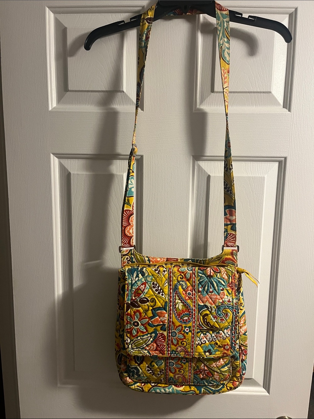 Vera Bradley Quilted Paisley Crossbody with wallet -mailbag style